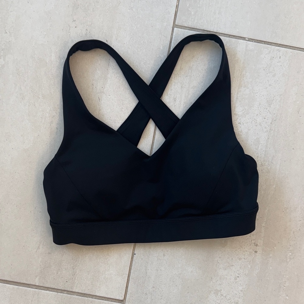 lululemon athletica Black Cross-Back Sports Bra